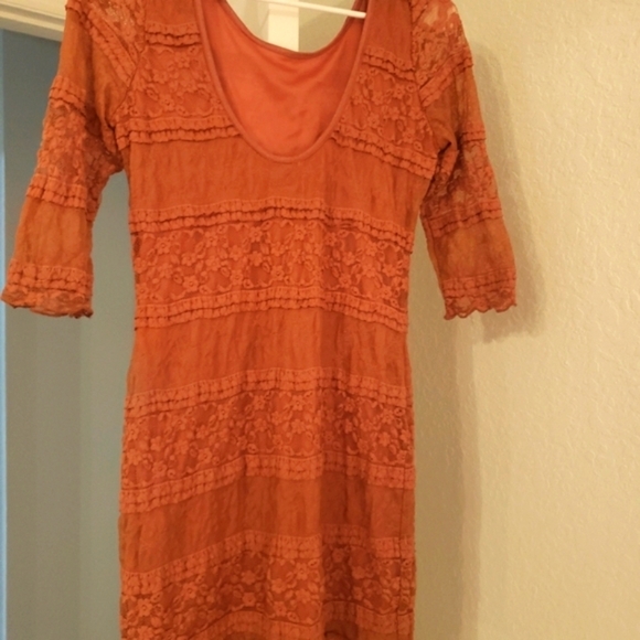 2B Bebe Dresses & Skirts - Vintage Rust Burnt Orange Lace Dress Size Medium- Read Below 🌟